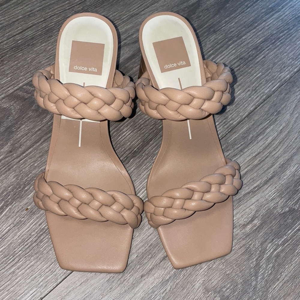 Dolce vita slip on block heel sandal